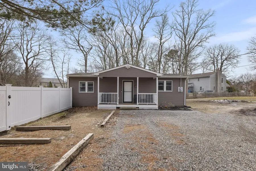 693 Lake Barnegat Dr N, Lanoka Harbor, NJ 08734 - #2
