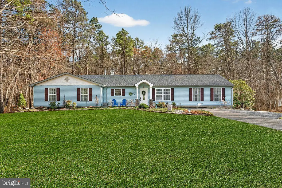 569 Winterberry Blvd, Jackson, NJ 08527 - #1