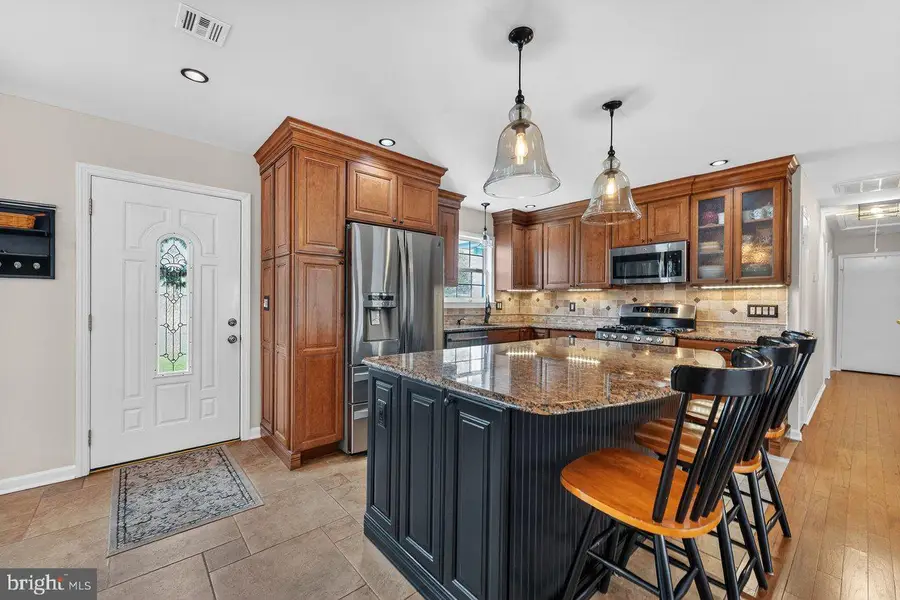 569 Winterberry Blvd, Jackson, NJ 08527 - #3