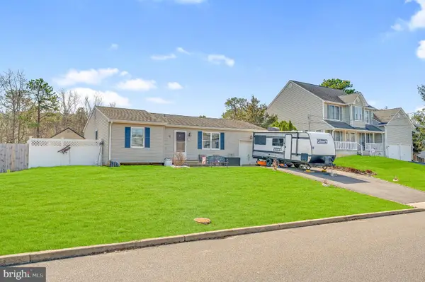 1113 Seashell Ave, MANAHAWKIN, NJ 08050