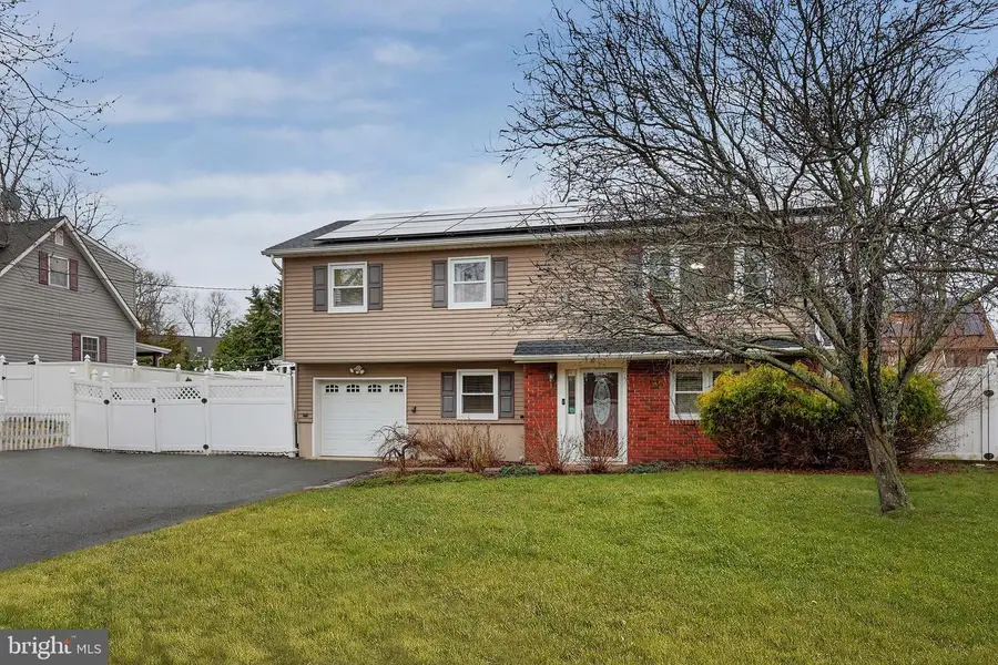 973 Stafford Dr, Toms River, NJ 08753 - #3