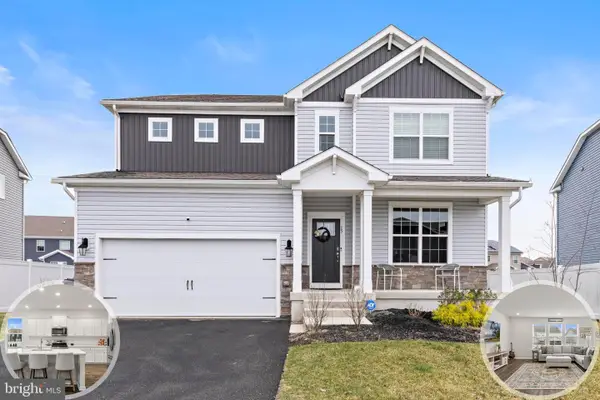 15 Holloway Ave, MANAHAWKIN, NJ 08050