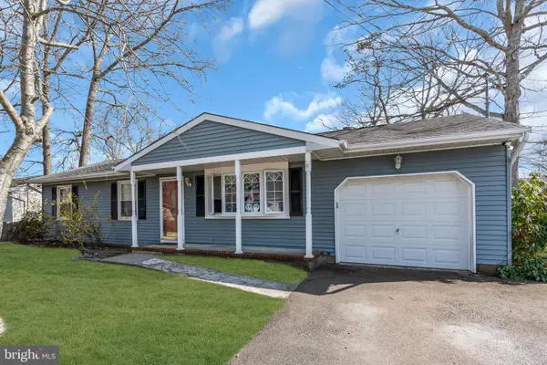 205 Hemlock, LANOKA HARBOR, NJ 08734