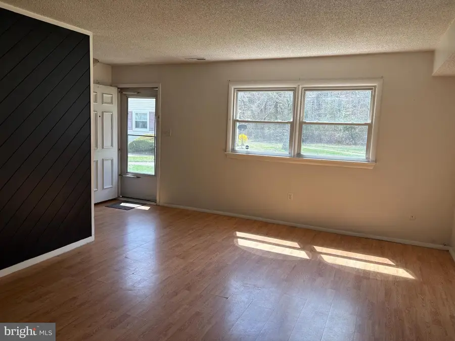 48 S South Seas Ct, Barnegat, NJ 08005 - #3