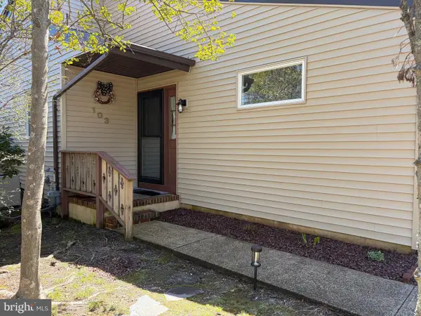 103 Middle Holly Ln, LITTLE EGG HARBOR TWP, NJ 08087