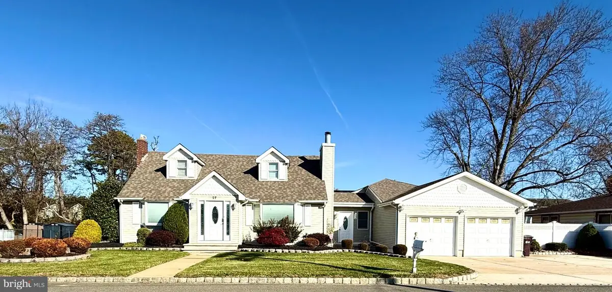 27 3rd Ave, Toms River, NJ 08757 - #1