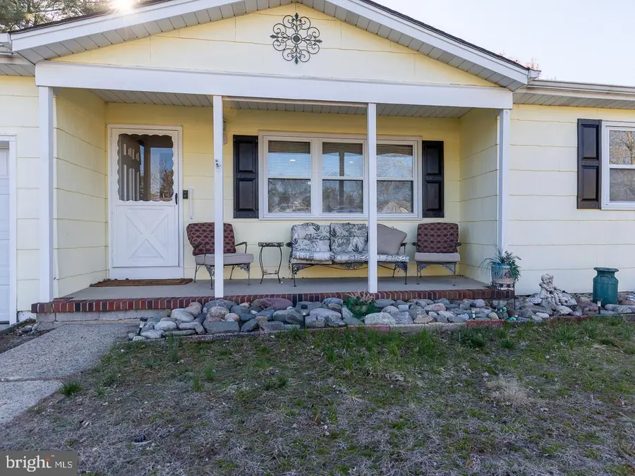 134 Georgetown Rd, Toms River, NJ 08757 - #2