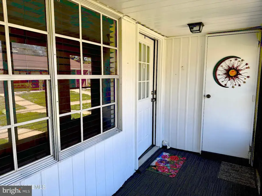 20-d Yorkshire Ct, Manchester, NJ 08759 - #3