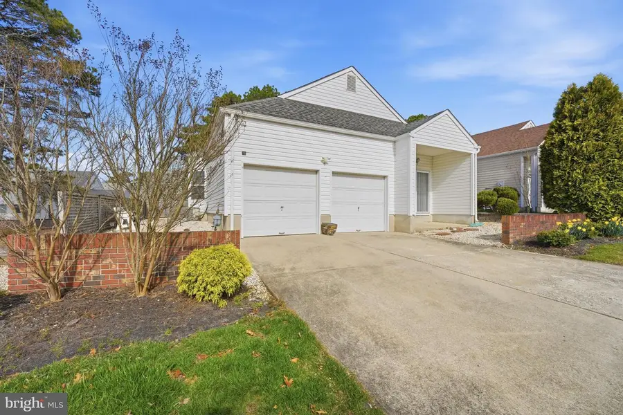 76 Summerhill Dr, Manahawkin, NJ 08050 - #2