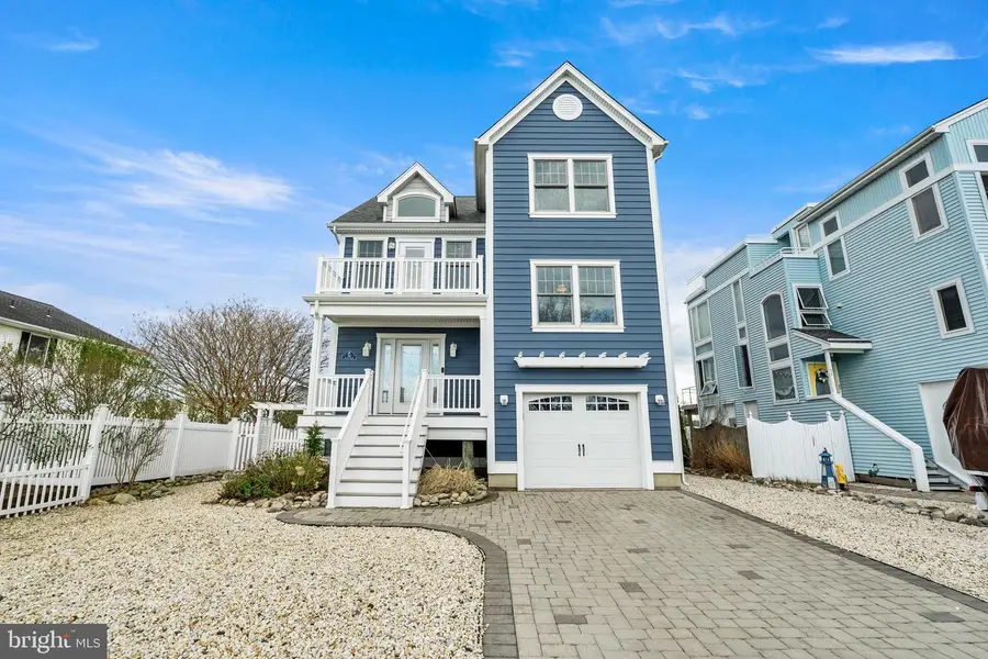 56 Beacon Dr, Waretown, NJ 08758 - #2