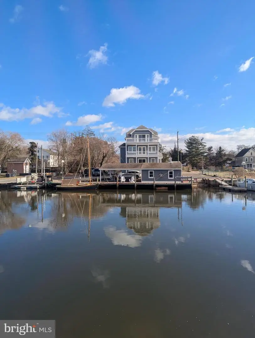 230 S Green St, Tuckerton, NJ 08087 - #3