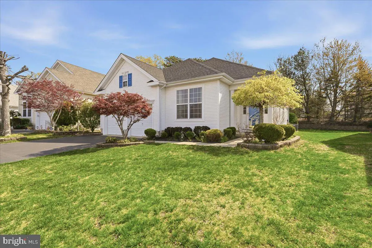 74 Pond View Cir, Barnegat, NJ 08005 - #1