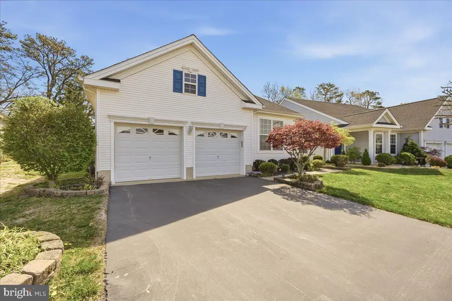 74 Pond View Cir, Barnegat, NJ 08005 - #3