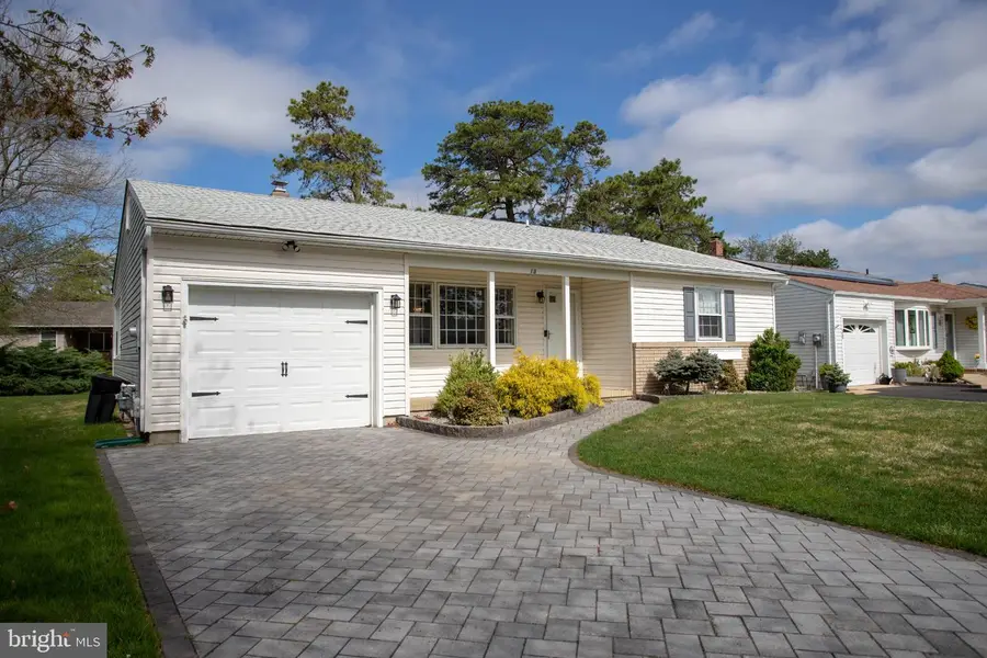 13 Nostrand Dr, Toms River, NJ 08757 - #2