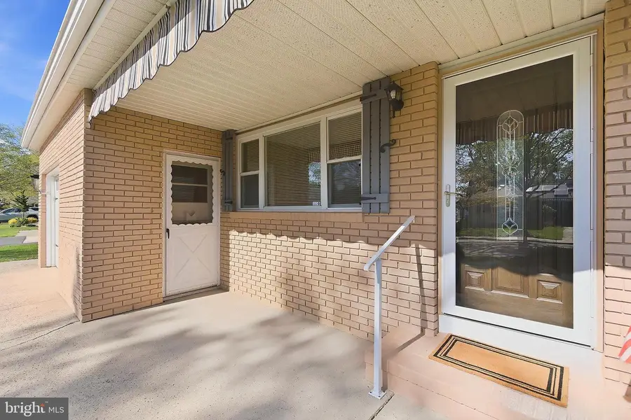 7 St Eustatius St, Toms River, NJ 08757 - #3