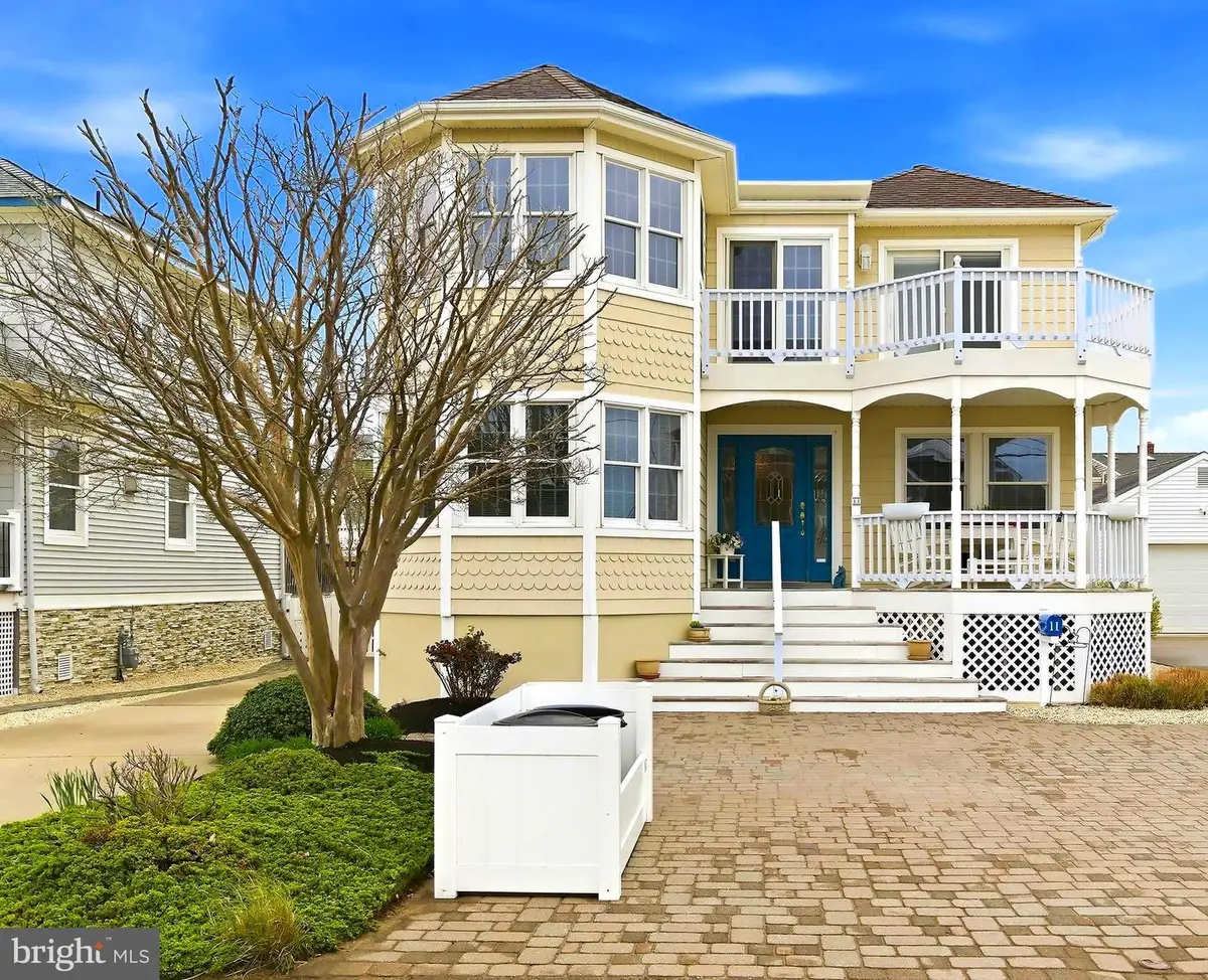 11 E 17th St, Long Beach, NJ 08008 - #1