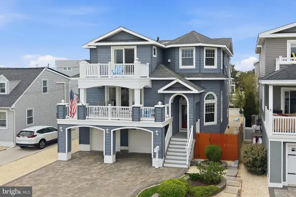 226 N 13th St, SURF CITY, NJ 08008