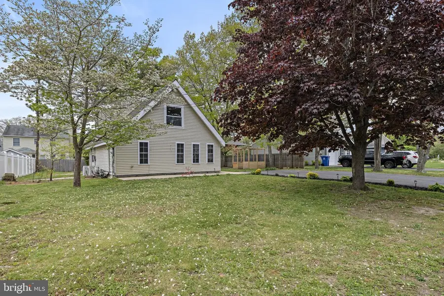 141 Bowsprit Rd, Manahawkin, NJ 08050 - #2