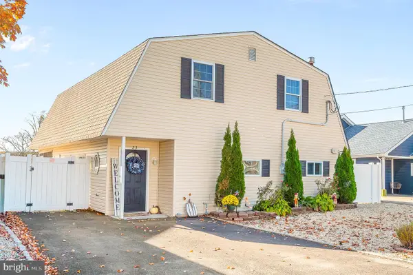 23 W Sail Dr, TUCKERTON, NJ 08087