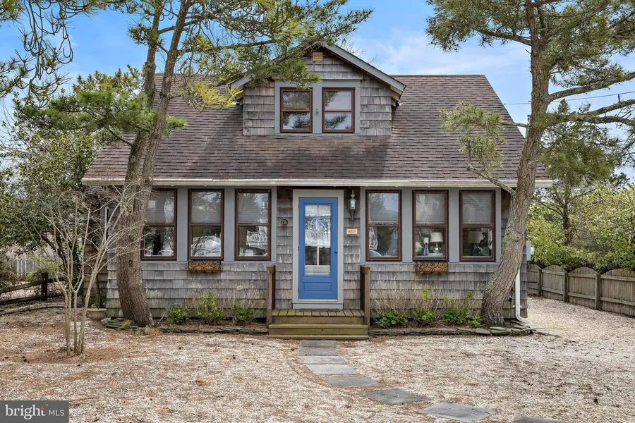 276 N 11th St, Surf City, NJ 08008 - #2