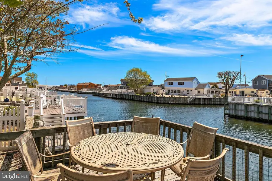 895 Beach Haven West Blvd, Manahawkin, NJ 08050 - #2