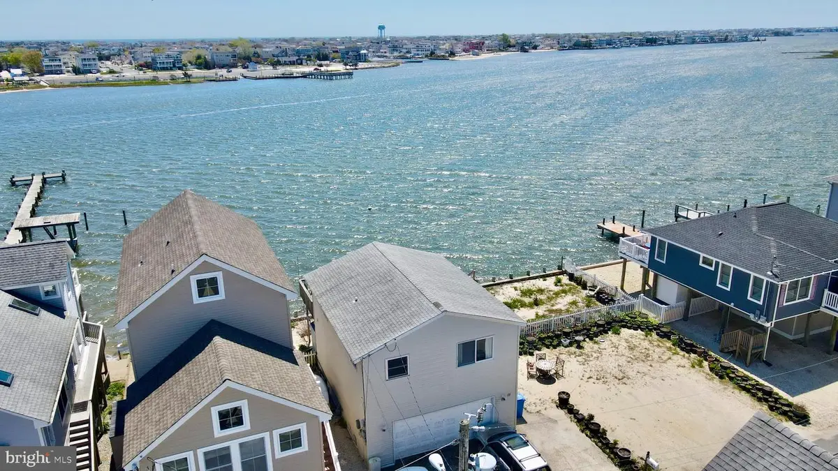 11 Fourth St, Manahawkin, NJ 08050 - #1
