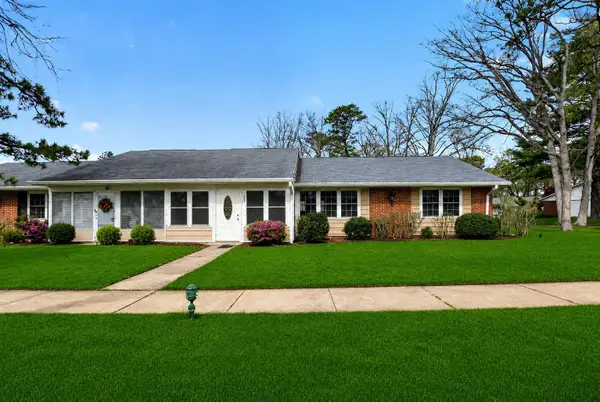 692b Plymouth Dr, LAKEWOOD, NJ 08701