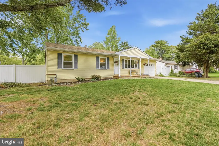 402 Cedar Dr, Lanoka Harbor, NJ 08734 - #3