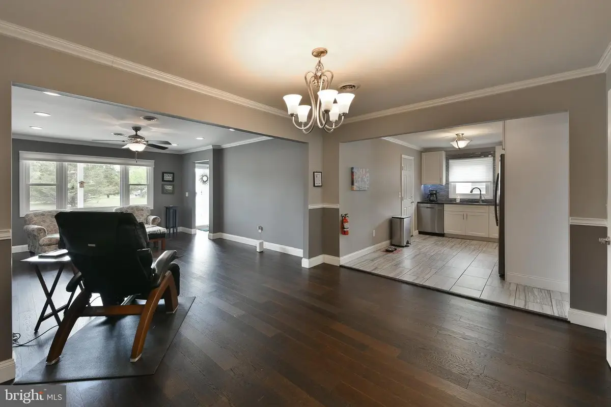 106 Hatfield Ct, Toms River, NJ 08757 - #1