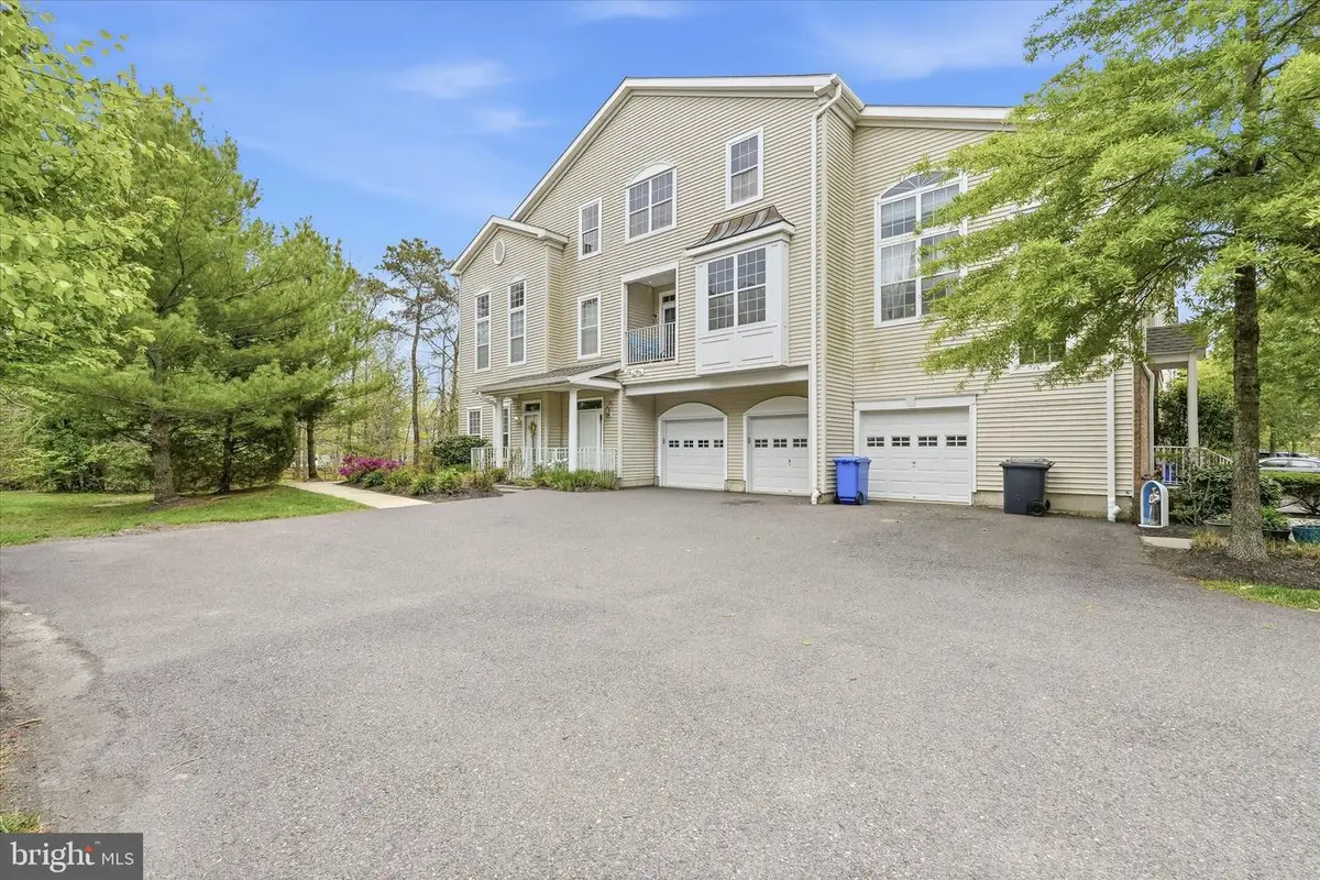 26-13 Farrah Dr, Manahawkin, NJ 08050 - #1
