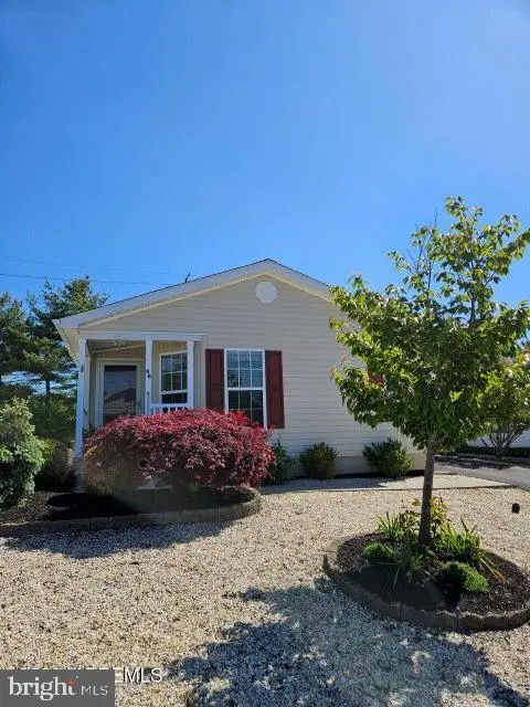 48 Fort Lee Dr, Manahawkin, NJ 08050 - #2
