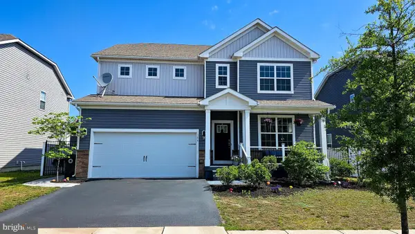 106 Ashburn Ave, MANAHAWKIN, NJ 08050