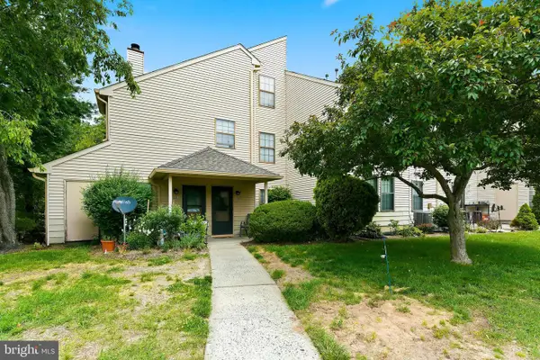 200 Violet Ln, JACKSON, NJ 08527