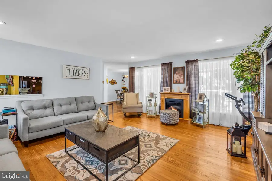 808 Tappan St, Forked River, NJ 08731 - #3