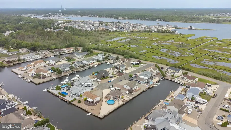 1005 Painter Pt, Lanoka Harbor, NJ 08734 - #3