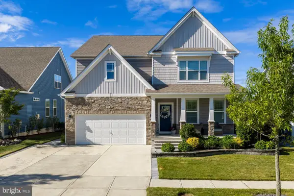 51 Ashburn Ave, MANAHAWKIN, NJ 08050