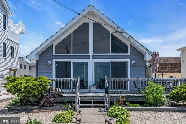 108 Shore Ave, SURF CITY, NJ 08008