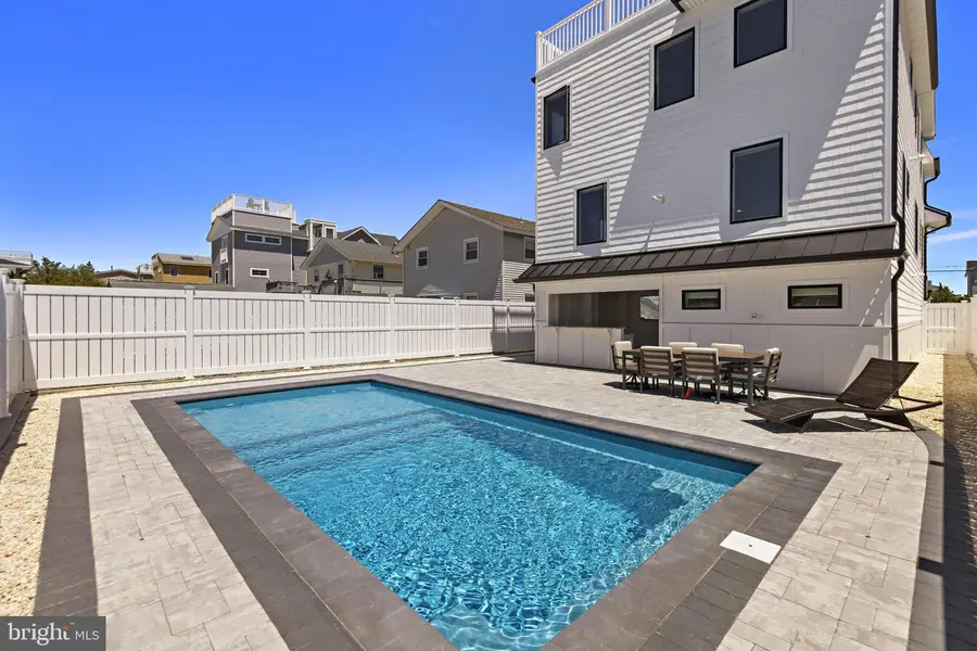 262 N 14th St, Surf City, NJ 08008 - #3