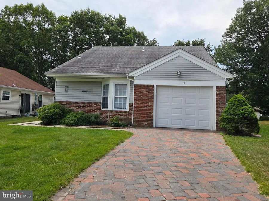 9 Dove Tree Ct, Barnegat, NJ 08005 - #2