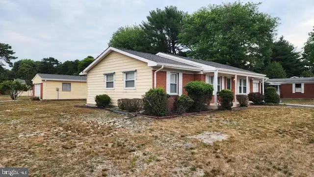 5 Monmouth Ln, Manchester, NJ 08759 - #3