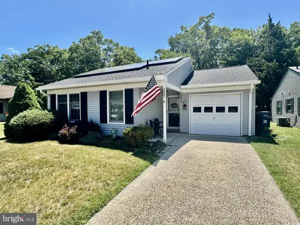 227 Lexington Dr, TUCKERTON, NJ 08087