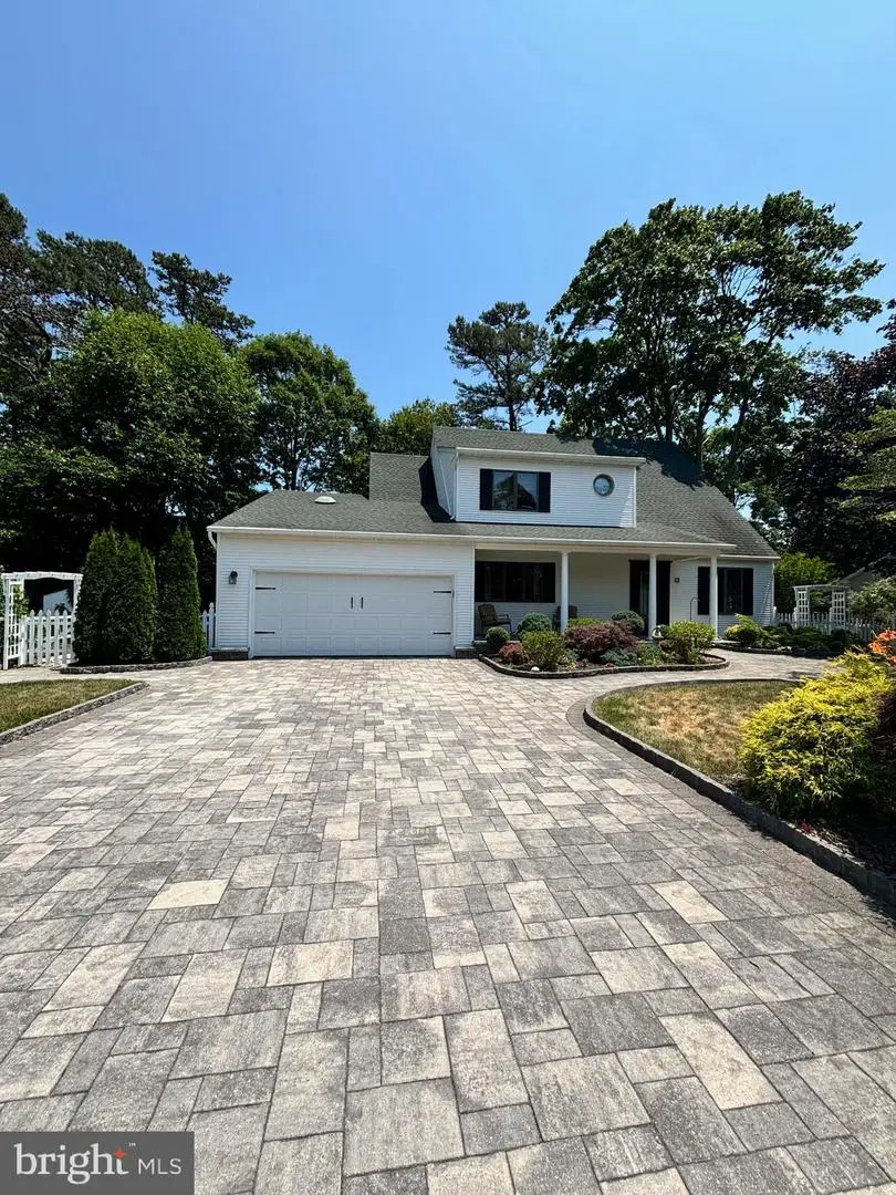 13 Shoveler Ln, Manahawkin, NJ 08050 - #3