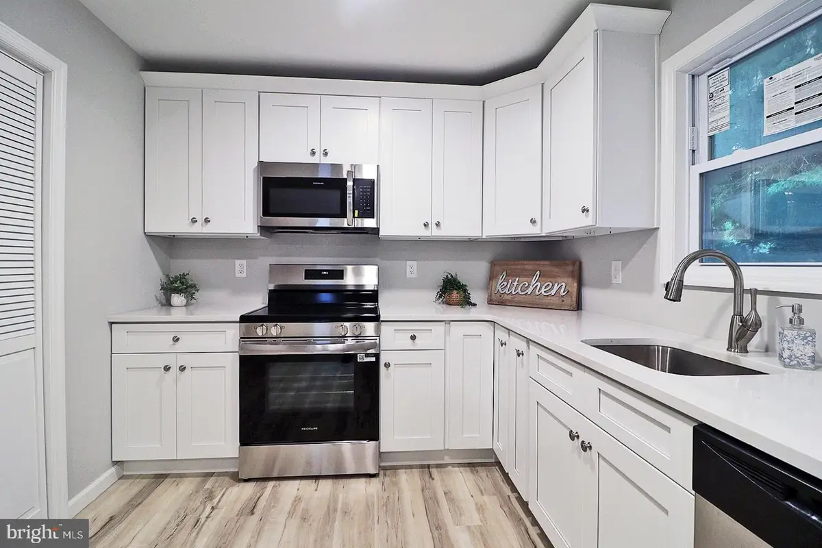 11 Pomona Dr, Barnegat, NJ 08005 - #1