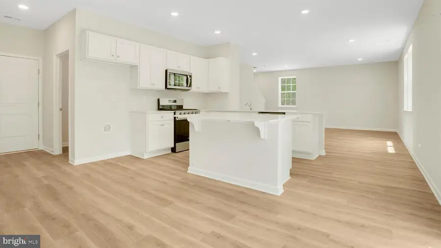 516 Mermaid Dr, Barnegat, NJ 08005 - #3