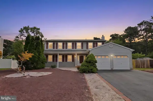 1075 Torremolinos Ct, TOMS RIVER, NJ 08753