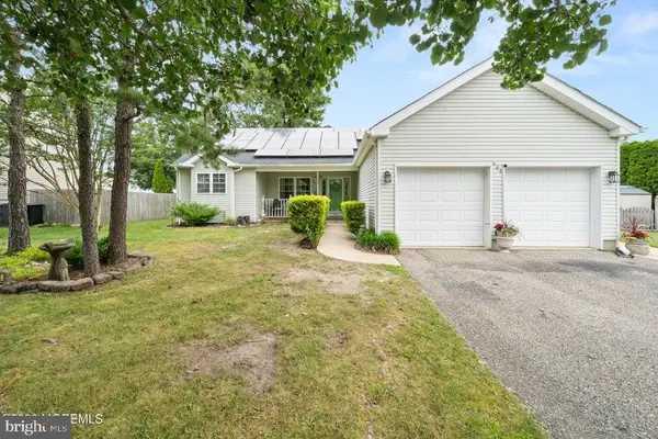 994 Treasure Ave, MANAHAWKIN, NJ 08050