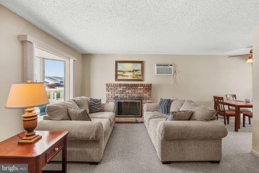 149 Arthur Dr, Manahawkin, NJ 08050 - #3