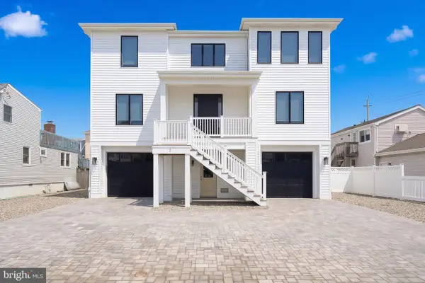 2 E 15th St, LONG BEACH, NJ 08008