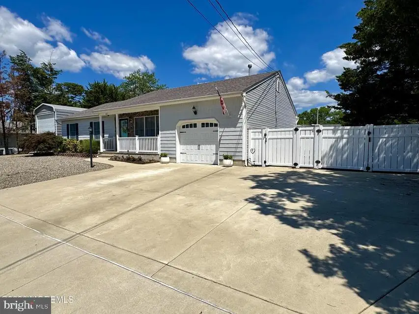1012 Sarasota Dr, Forked River, NJ 08731 - #2
