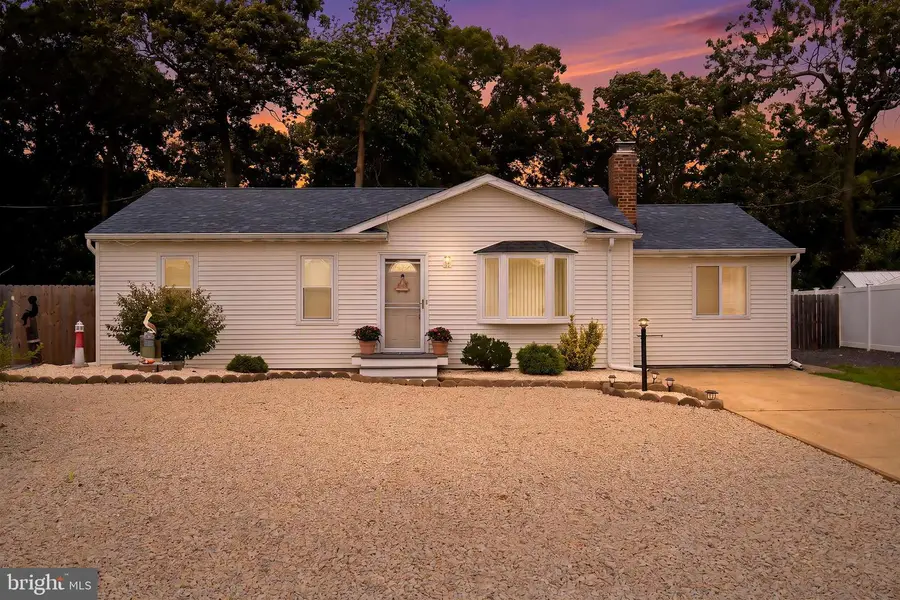 909 W Panama Ct, Forked River, NJ 08731 - #2